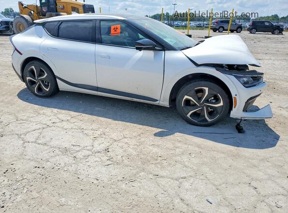 KNDC4DLC9R5224334 2024 KIA EV6 White Передня права чверть