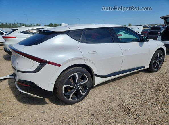 KNDC4DLCXR5168758 2024 KIA EV6 Белый Задняя правая четверть