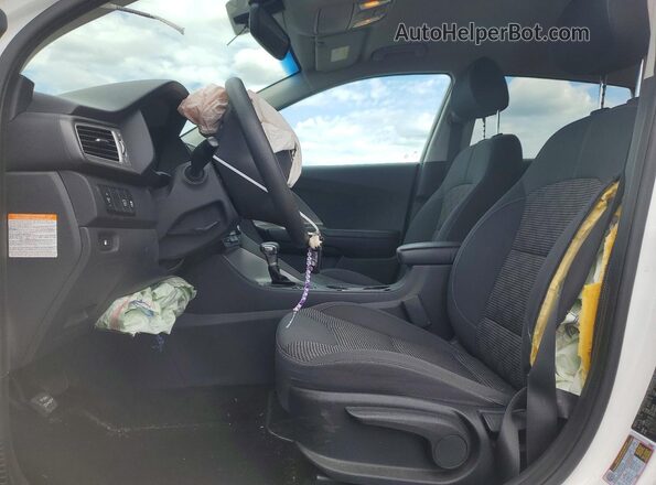 KNDCB3LC0K5218427 2019 KIA NIRO White Widok wnętrza z przodu