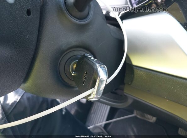 KNDCB3LC0L5395092 2020 KIA NIRO Silver წინა პანელის ხედი