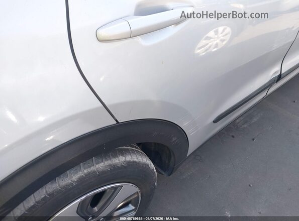 KNDCB3LC0L5395092 2020 KIA NIRO Silver 