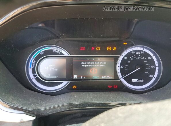 KNDCB3LC0N5524208 2022 KIA NIRO Silver Widok zestawu wskaźników