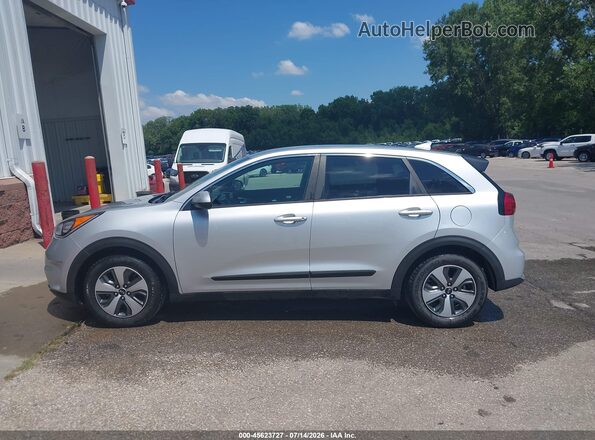 KNDCB3LC1J5147463 2018 KIA NIRO Silver 
