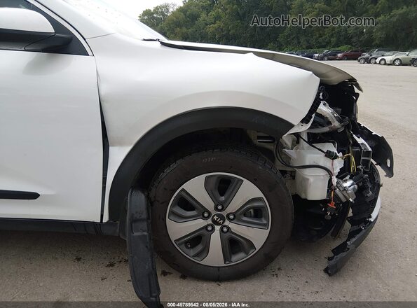 KNDCB3LC2H5093133 2017 KIA NIRO White Widok z przodu