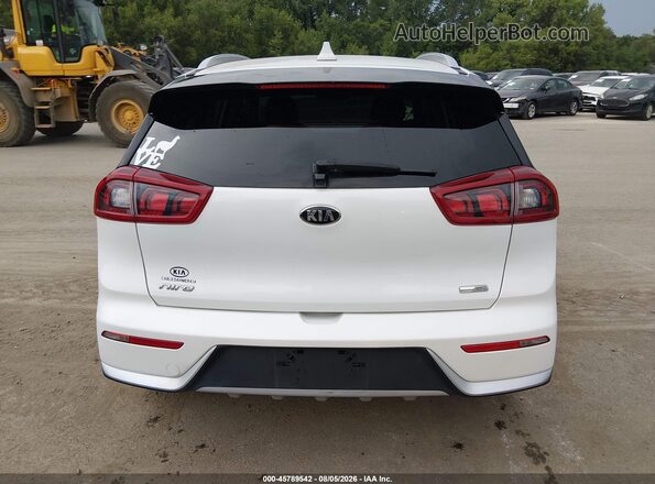 KNDCB3LC2H5093133 2017 KIA NIRO White 