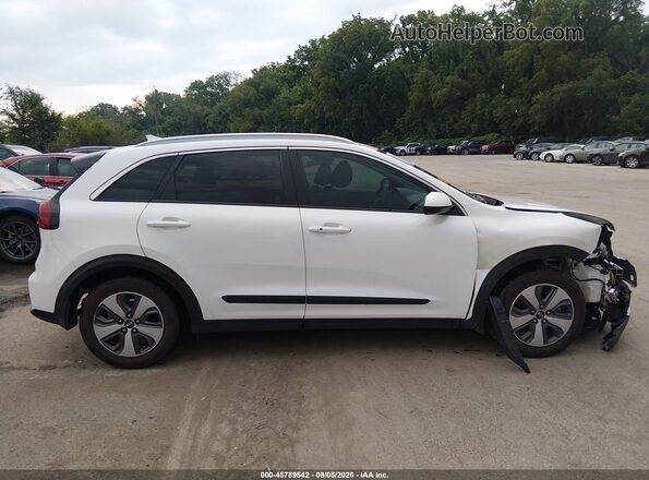 KNDCB3LC2H5093133 2017 KIA NIRO White Widok wnętrza z tyłu