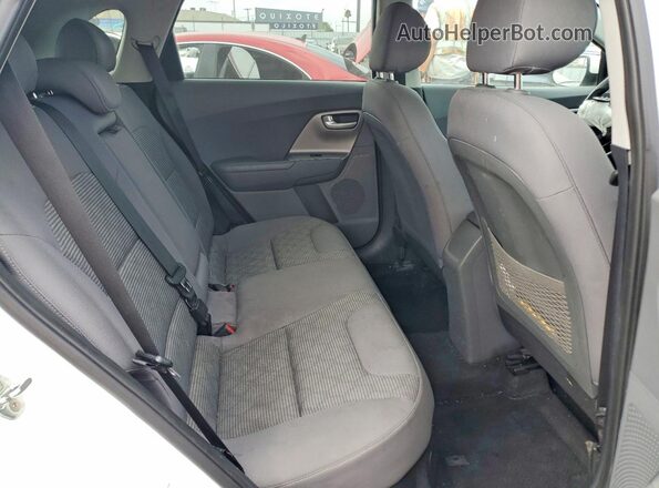 KNDCB3LC2J5156768 2018 KIA NIRO Белый Вид задней части салона