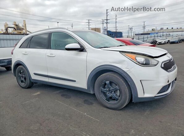 KNDCB3LC2J5156768 2018 KIA NIRO Белый Передняя правая четверть