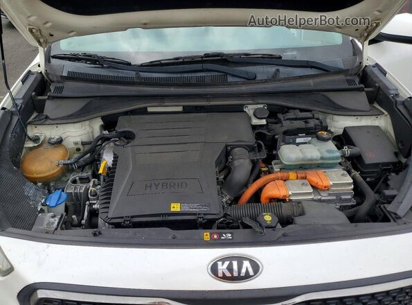 KNDCB3LC2J5156768 2018 KIA NIRO Белый Вид подкапотного пространства