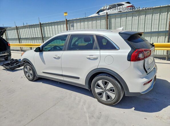 KNDCB3LC3H5053238 2017 KIA NIRO Белый Задняя левая четверть