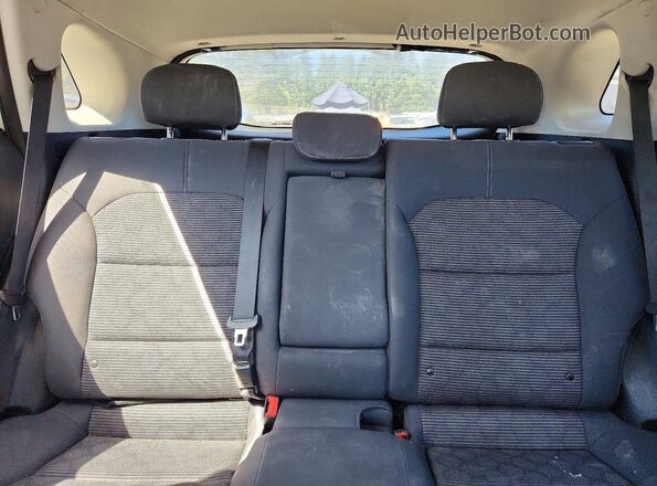KNDCB3LC4J5204545 2018 KIA NIRO White Widok tylnych siedzeń