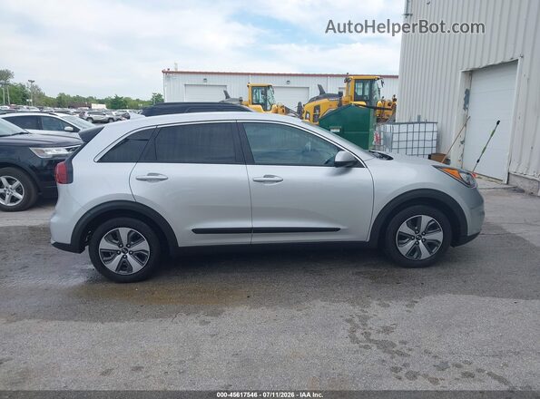 KNDCB3LC5J5147482 2018 KIA NIRO Silver Սալոնի հետևի տեսք