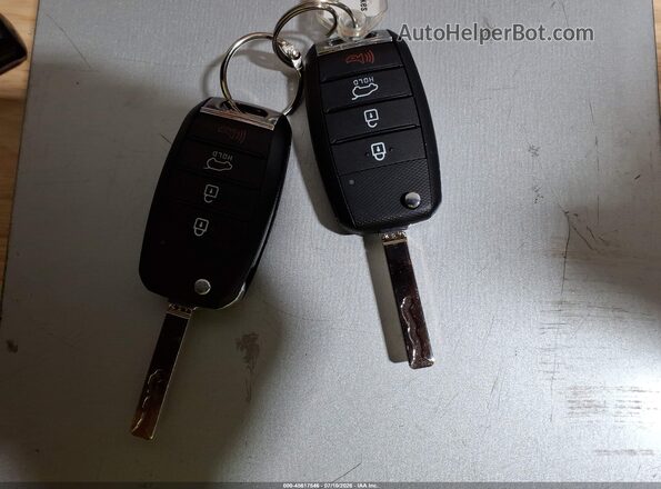 KNDCB3LC5J5147482 2018 KIA NIRO Silver Առջևի վահանակի տեսք