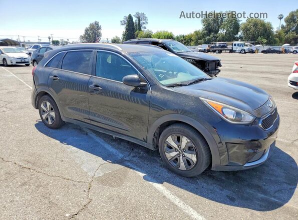 KNDCB3LC6H5045229 2017 KIA NIRO Черный Передняя правая четверть