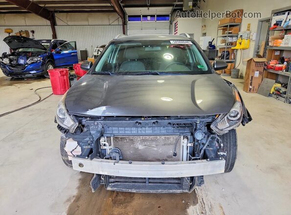 KNDCB3LC6H5064573 2017 KIA NIRO Gray Вид спереду