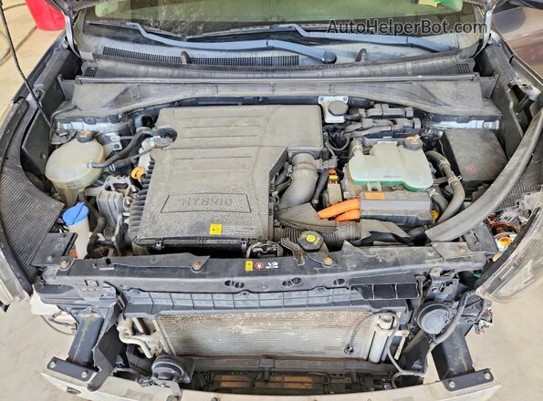 KNDCB3LC6H5064573 2017 KIA NIRO Gray Вид задньої частини салону