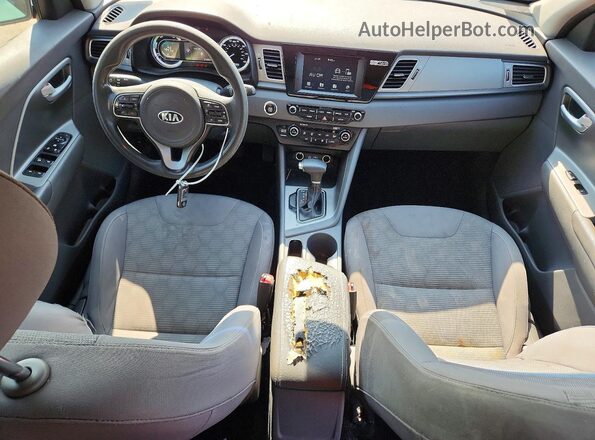 KNDCB3LC6H5094141 2017 KIA NIRO Красный Вид панели приборов