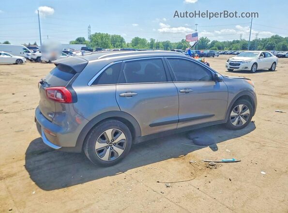 KNDCB3LC6J5202151 2018 KIA NIRO Gray უკანა მარჯვენა