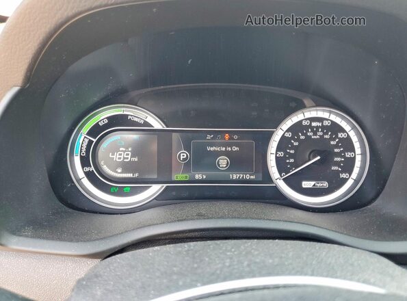 KNDCB3LC7H5083035 2017 KIA NIRO Gray Սարքավորումների վահանակի տեսք