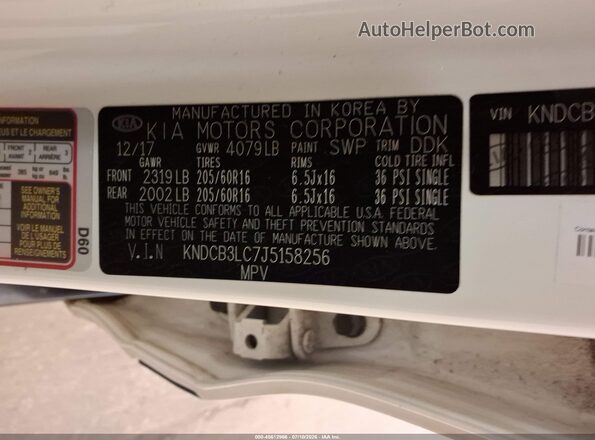 KNDCB3LC7J5158256 2018 KIA NIRO White Vista del compartimento del motor