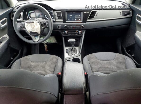 KNDCB3LC7K5264305 2019 KIA NIRO Белый Вид панели приборов