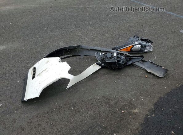 KNDCB3LC7K5264305 2019 KIA NIRO Белый Вид подкапотного пространства