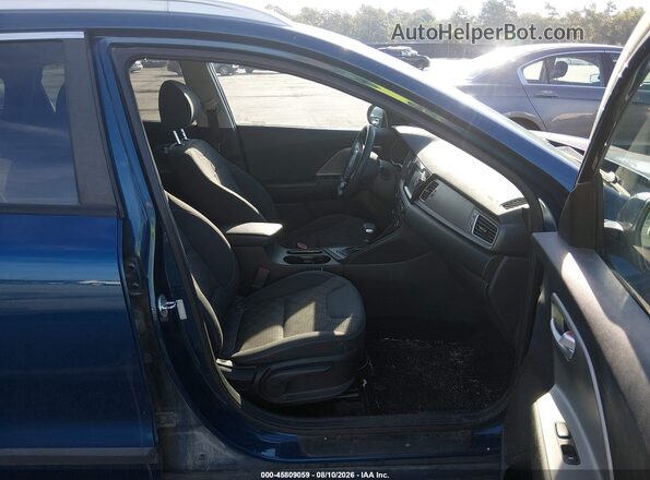KNDCB3LC8H5074389 2017 KIA NIRO Blue Front interior view