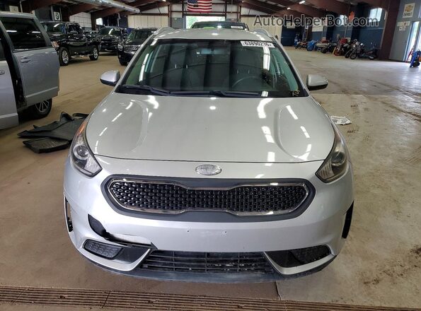 KNDCB3LC8J5200580 2018 KIA NIRO Silver Widok z przodu