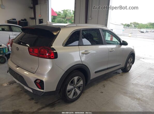 KNDCB3LC8L5359845 2020 KIA NIRO Silver უკანა მარჯვენა