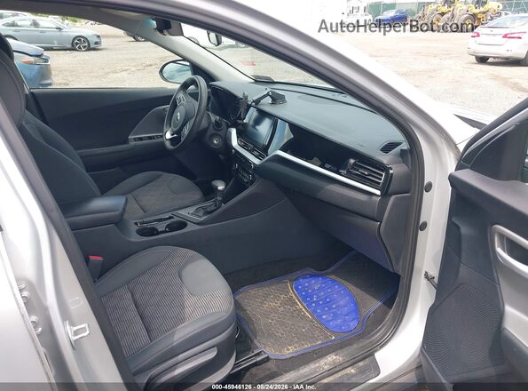 KNDCB3LC8L5396071 2020 KIA NIRO Silver Սալոնի դիմացի տեսք