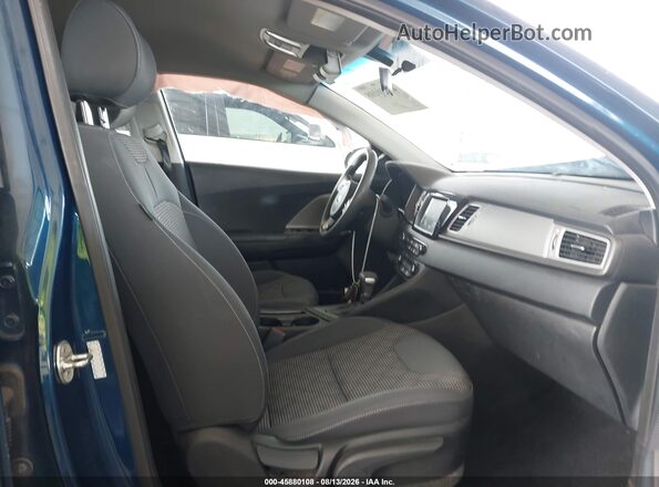 KNDCB3LCXH5101477 2017 KIA NIRO Blue Front interior view