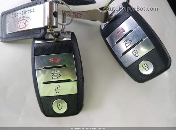 KNDCB3LCXH5101477 2017 KIA NIRO Blue Dashboard view