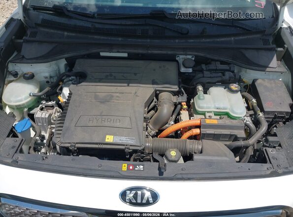 KNDCC3LC3H5080792 2017 KIA NIRO Белый Вид сзади