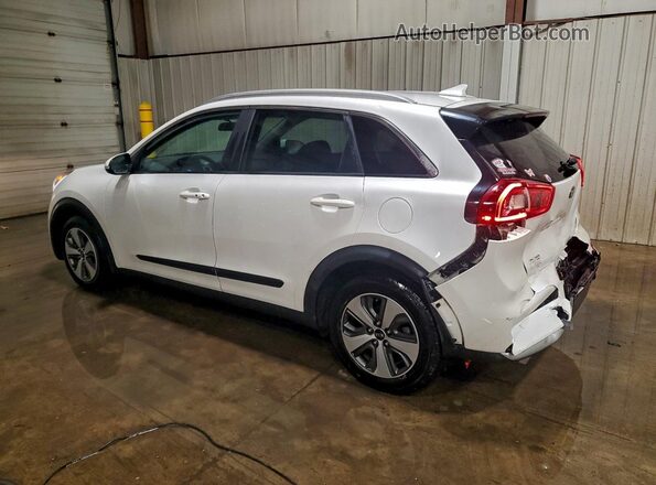 KNDCC3LC3H5095812 2017 KIA NIRO White Trasero izquierdo