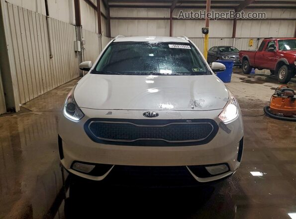 KNDCC3LC3H5095812 2017 KIA NIRO White Vista frontal