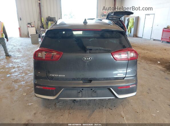 KNDCC3LC3J5147915 2018 KIA NIRO Gray 
