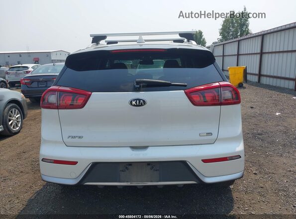 KNDCC3LC4H5061183 2017 KIA NIRO White 