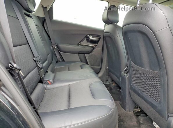 KNDCC3LC6H5081855 2017 KIA NIRO Black Вид задньої частини салону