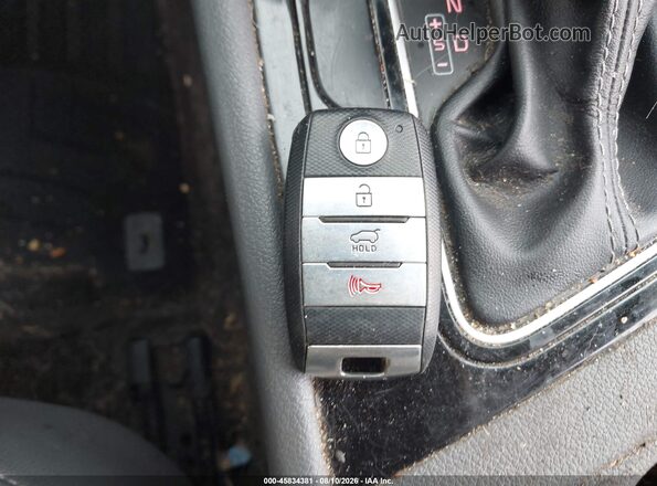 KNDCC3LC8H5064443 2017 KIA NIRO Серебряный Вид панели приборов