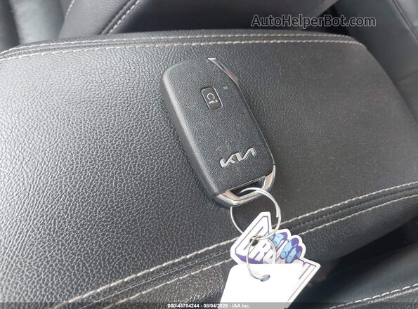 KNDCC3LC8N5515740 2022 KIA NIRO Light Blue Vista del salpicadero