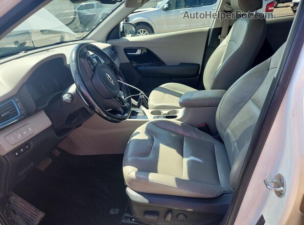 KNDCC3LDXK5222149 2019 KIA NIRO White Սալոնի դիմացի տեսք