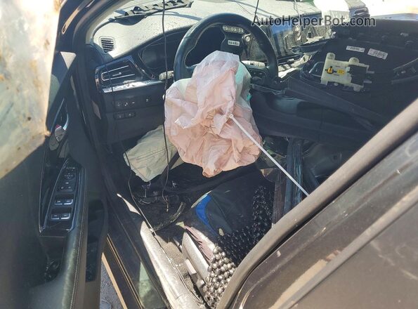 KNDCC3LG2N5160101 2022 KIA NIRO Charcoal Vista del salpicadero
