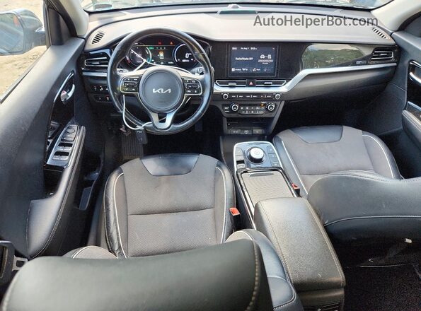 KNDCC3LG2N5160292 2022 KIA NIRO Gray Vista del salpicadero