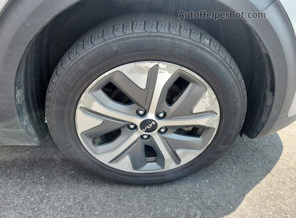 KNDCC3LG7N5161115 2022 KIA NIRO Silver 