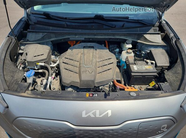 KNDCC3LG7N5161115 2022 KIA NIRO Silver Widok komory silnika