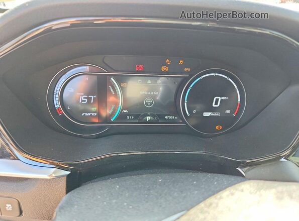 KNDCC3LGXL5074922 2020 KIA NIRO White ხელსაწყოთა პანელის ხედი