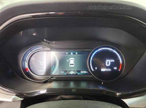 KNDCC3LGXN5160847 2022 KIA NIRO Белый Вид щитка приборов