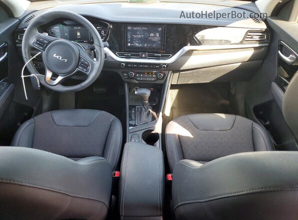 KNDCD3LD2N5537982 2022 KIA NIRO Blue Widok deski rozdzielczej