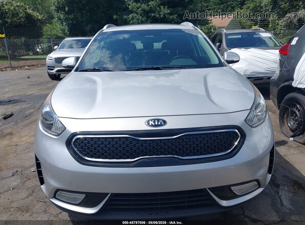 KNDCE3LC4H5082450 2017 KIA NIRO Silver Widok z przodu