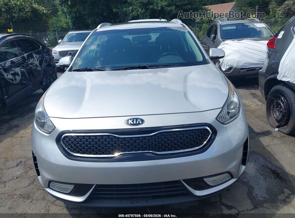 KNDCE3LC4H5082450 2017 KIA NIRO Silver Widok zestawu wskaźników